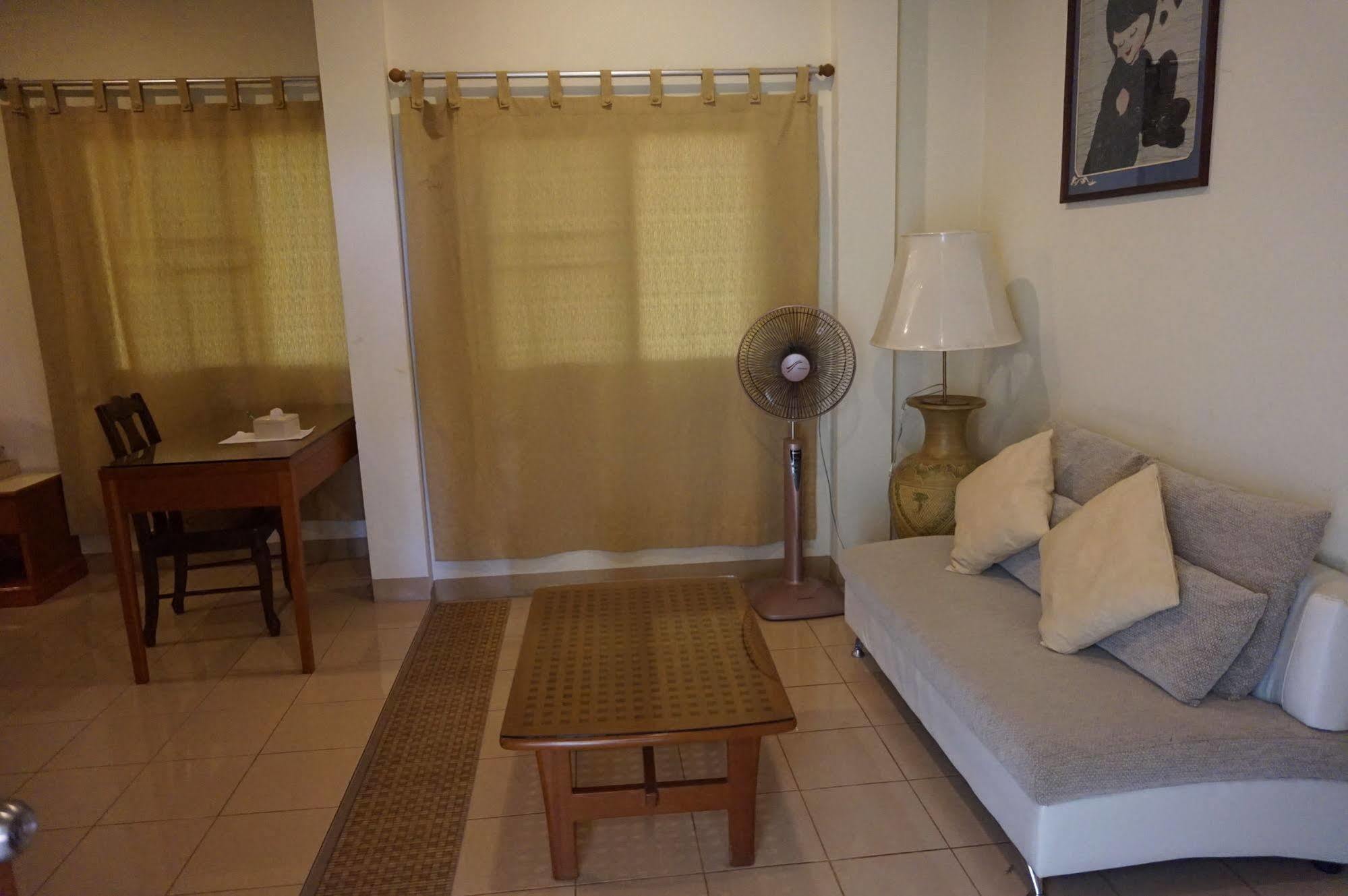 Tonwa Resort Hotel Khon Kaen Exterior foto