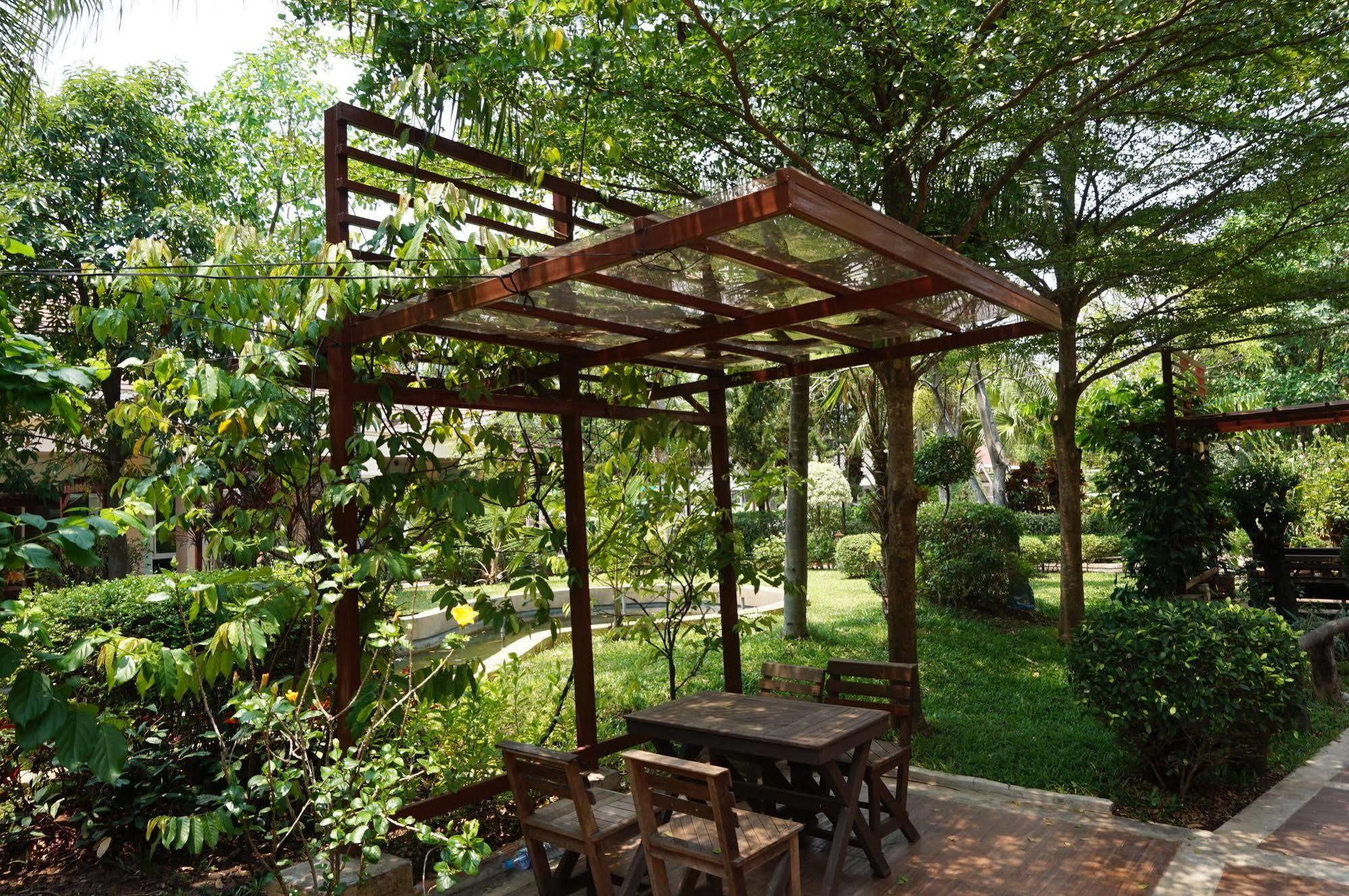 Tonwa Resort Hotel Khon Kaen Exterior foto